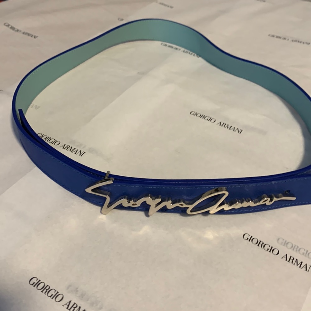 NWOT Giorgio Armani SIZE 2-4 29"-33" Belt